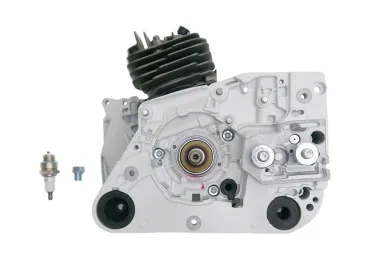 Kompletter professioneller Halbmotor für Kettensägen Stihl 024 026 MS240 MS260 Hubraum 50,2 cm³ Leistung 3,5 PS