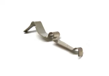 Kontaktfeder unter Schalter für Kettensägen Stihl 017 018 064 066 MS170 MS180 MS640 MS650 MS660 (OEM 11224421603)